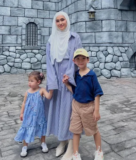 Elfira Loy Pilih Fokus Anak & Rumah Tangga, “Dah Lebih 10 Tahun Dalam Industri, Apa Salahnya Berhenti?” 