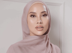 “Biar Aku Je Cantik Sorang” – Sasha Aziz Undur Diri Lepas Isu Laser Jadi Panas