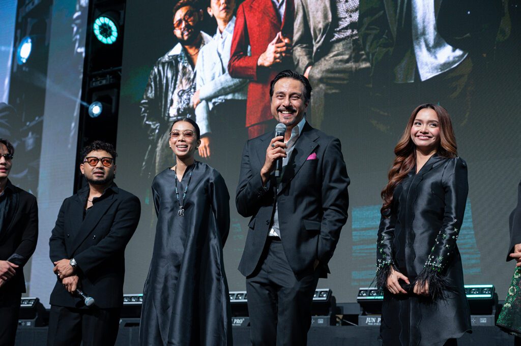 Bront Palarae Puji Skrip TARUNG: Unforgiven Antara Terbaik Pernah Dibaca