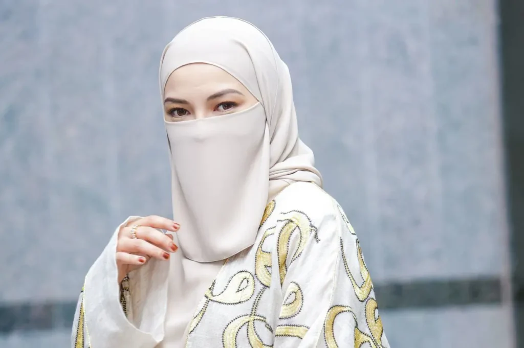 “Tak Pernah Bossy, Rajin & Caring”, Bekas Staf Dedah Sikap Sebenar Neelofa Di Tempat Kerja