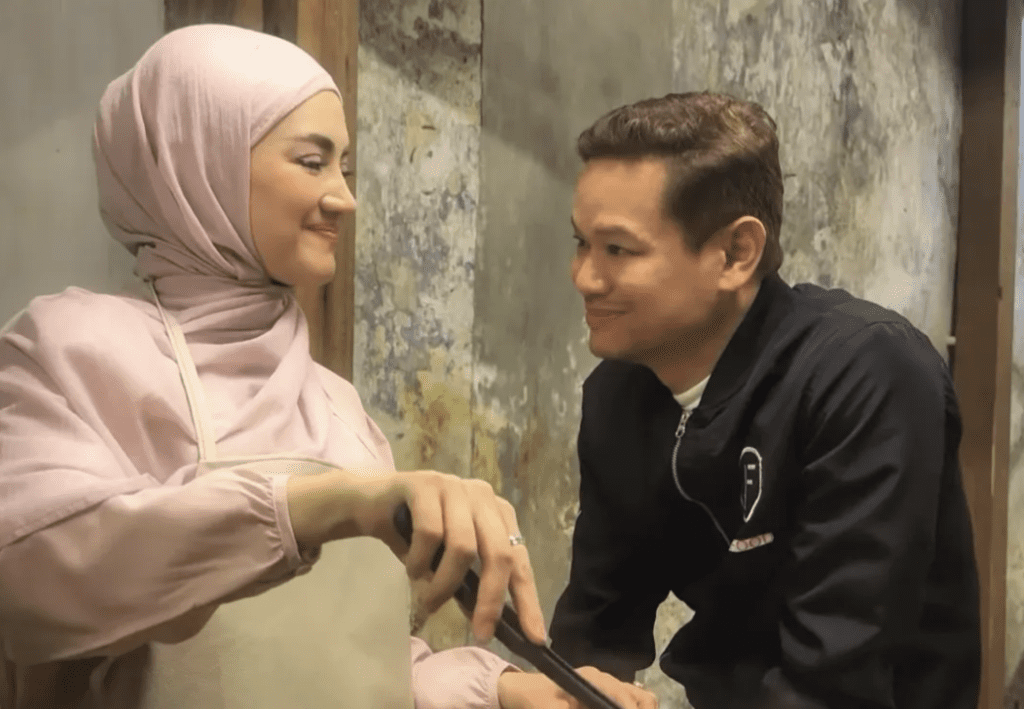 Iklan Sambal Kahwin Jadi Tumpuan, Gandingan Fazura & Que Buat Ramai Cair